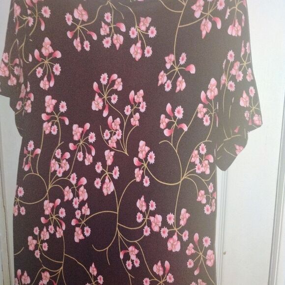 Pink and Black Ruffled Flutter Sleeve Tunic - Picture 11 of 12